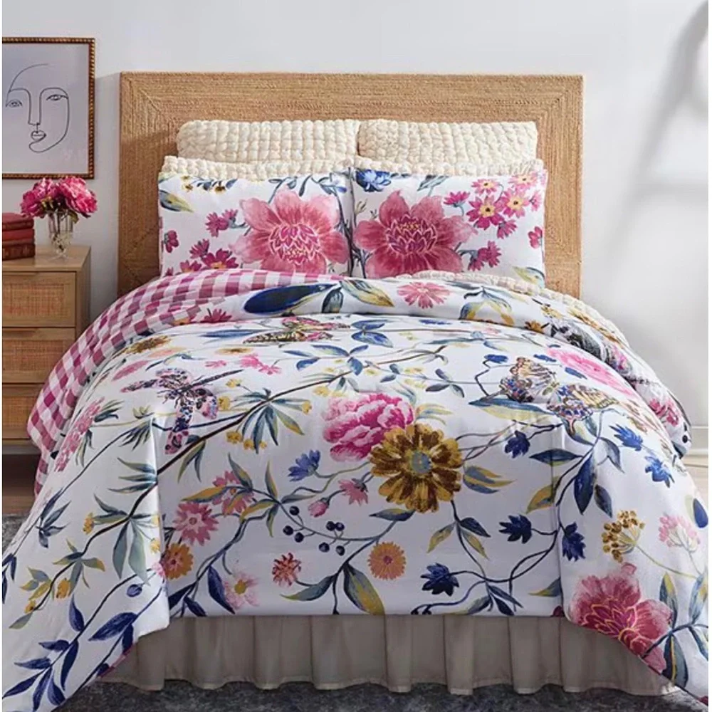 Studio D Floral Comforter with Pink and Blue Floral
